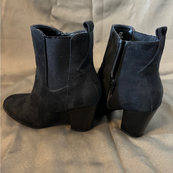 Jessica Cline aurora ankle boot, size 8 - Picture 4 of 9